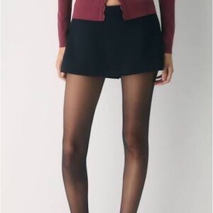 Aritzia Wilfred Jewel Skorts - Size 4